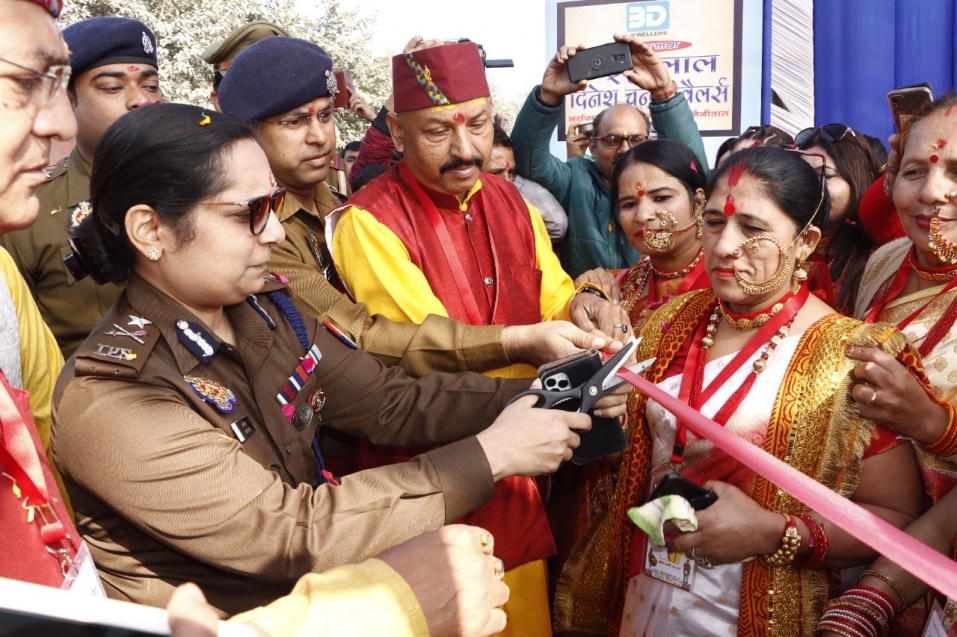उत्तराखंड महाकौथिग के  प्रथम  दिन  का  आरम्भ